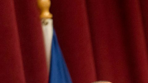 El canciller de escuelas David Banks anunció la estrategia 'NYC lee"