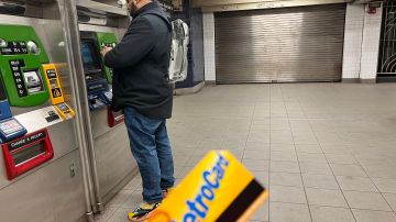 Piden subsidio a Metrocards para más pasajeros.