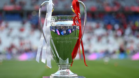 Trofeo de la UEFA Champions League.