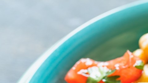 Ensalada de garbanzos y vegetales