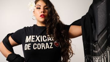 La cantante Florencia Cuenca le da voz a los temas seleccionados para el espectáculo./ Foto: Jaime Lozano