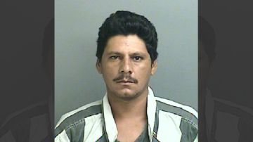 Francisco Oropesa es buscado por la masacre de una familia en Texas.