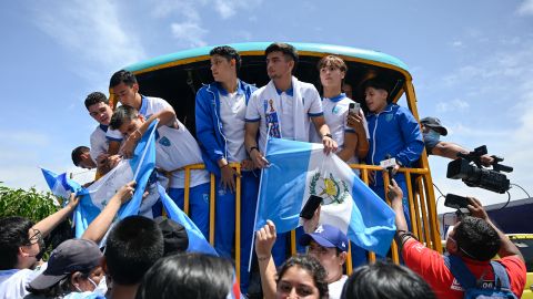 Selección Sub-20 de Guatemala es recibida por miles de fanáticos en su país tras su clasificación al Mundial de la categoría.