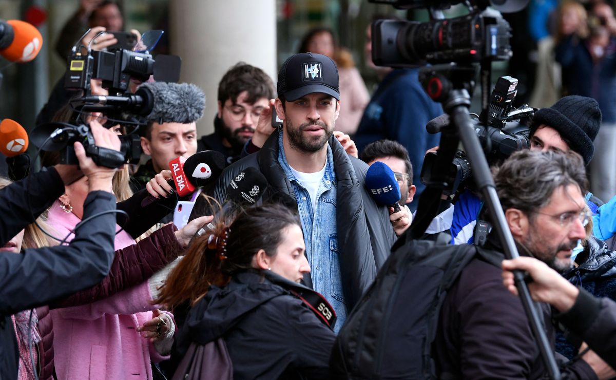 Gerard Piqué En Problemas Se Revela El Motivo Por El Que Peleó A Golpes Con El Hermano De