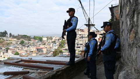 Las pandillas en El Salvador se han convertido en un grave problema.