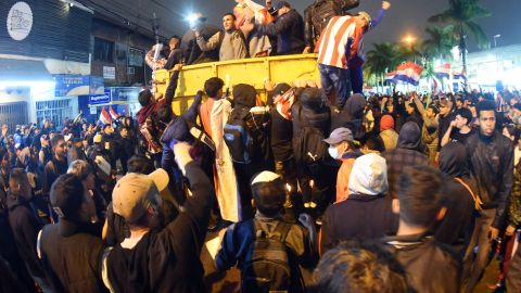 PARAGUAY-ELECTION-CUBA-SUPPORTERS-PROTEST