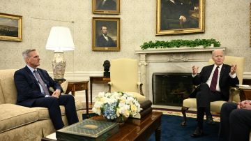 El encuentro entre McCarthy y Biden se desarrolló en el Despacho Oval de la Casa Blanca.