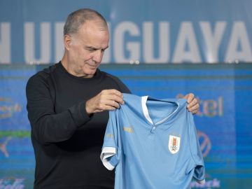 Uno de los jugadores que fue figura en el Uruguay de Bielsa cambió