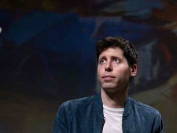 Sam Altman, responsable del revolucionario sistema ChatGPT, ha insistido sobre la necesidad de regular la inteligencia artificial.