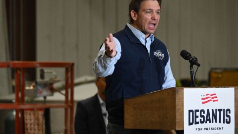 DeSantis dijo que, de llegar a la Casa Blanca, restablecerá la soberanía nacional y declarará la "emergencia nacional para la frontera"