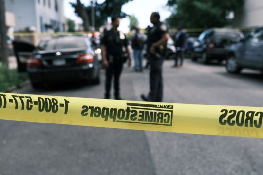 Identifican a adolescente que mató a tres personas en tiroteo masivo en Nuevo México, donde fue abatido por la policía