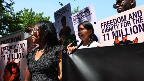 Si las restricciones se levantan permitirá que los recipientes de DACA en ciertos estados del país tengan acceso a Medicaid.