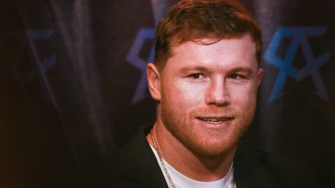 Saul 'Canelo' Álvarez recibió el Récord Guinness junto a sus seis hermanos.