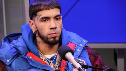 El cantante Anuel AA ofreció un show, pero ocurrió un imprevisto.