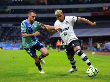 El delantero finaliza su contrato este verano y busca un nuevo equipo.