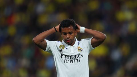 Rodrygo se lamenta de una ocasión fallada ante Cádiz CF.