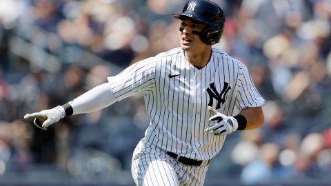 Anthony Volpe luego de despachar su primer Grand Slam con New York Yankees.