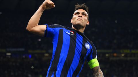 Lautaro Martínez celebrando el gol ante el Milan.