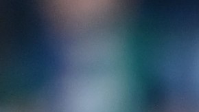 Jamie Vardy aplaude a la afición del King Power Stadium tras el descenso del Leicester a Championship