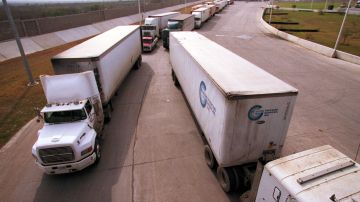 Las inspecciones están causando demoras de entre 8 y 27 horas en el ingreso de los transportes de carga nacionales a Texas.