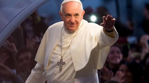 RIO DE JANEIRO, BRAZIL - JULY 26: Pope Francis waves from the Popemobile on his way to attend the Via Crucis on Copacabana Beach during World Youth Day celebrations on July 26, 2013 in Rio de Janeiro, Brazil. More than 1.5 million pilgrims are expected to join the pontiff for his visit to the Catholic Church's World Youth Day celebrations which is running July 23-28. (Photo by Buda Mendes/Getty Images)