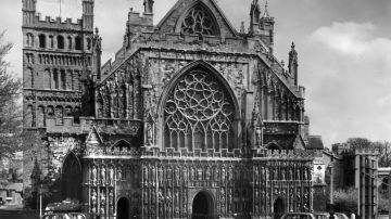 Antigua imagen de la catedral en Exeter, Reino Unido.