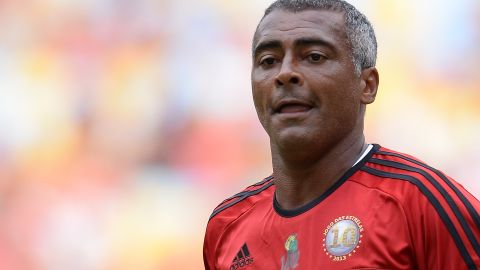 Romário cargó contra su excompañero Bebeto con fuertes acusaciones políticas.