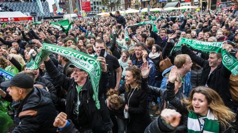 Los aficionados del Groningen propiciaron los hechos violentos.