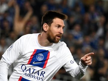 Leo Messi iguala récord de Dani Alves como el jugador con más títulos en la historia del fútbol