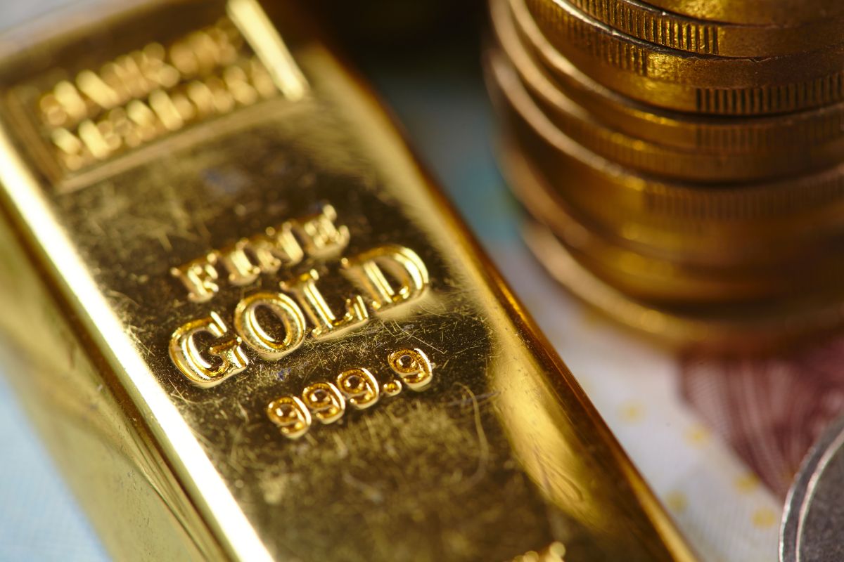 Why central banks are buying gold at the fastest rate in 80 years