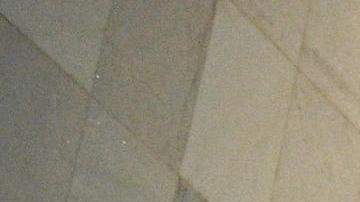 El presidente de Venezuela, Nicolás Maduro, sale tras la reunión con los presidentes de la región durante la cumbre suramericana.