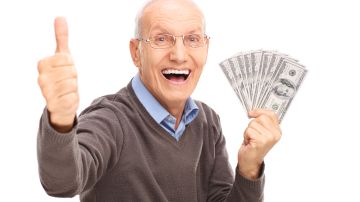 hombre-70-anos-premio-loteria