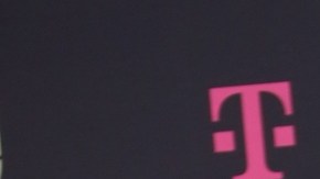 El cantante Marc Anthony y Nadia Ferreira anunciaron que ya se convirtieron en padres.