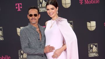 El cantante Marc Anthony y Nadia Ferreira anunciaron que ya se convirtieron en padres.