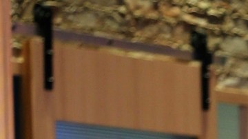 La conductora Lili Estefan enciende los rumores de un presunto vínculo sentimental.