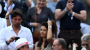 Novak Djokovic celebra tras ganarle a Casper Ruud en la final del Roland Garros.