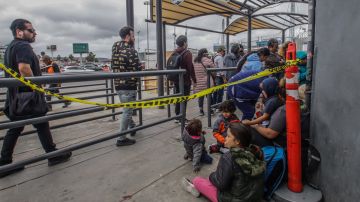 Las autoridades reportan el aumento en la llegada de migrantes a la mexicana Tijuana.