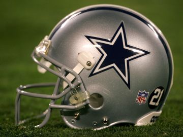 Dallas Cowboys se convirtió en el equipo con más ganancias del mundo con $1,171 millones de dólares, según Forbes