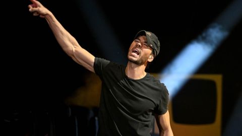 Enrique Iglesias volvió a preocupar a sus fans debido a su precaria salud