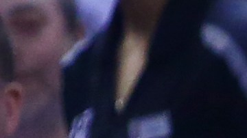 Drake durante un encuentro de Toronto Raptors en la NBA.