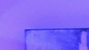 La cantante Karol G y Anuel AA presentando un show en el año 2019.