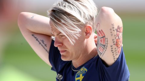 Nilla Fischer durante una práctica con su selección durante la Copa del Mundo en 2019.