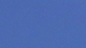 Foto de la bandera de la Premier League durante un encuentro entre Norwich y Liverpool.