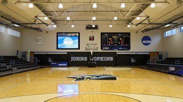 Cancha del Goldfarb Gymnasium en la Universidad Johns Hopkins, institución que participa en la NCAA.