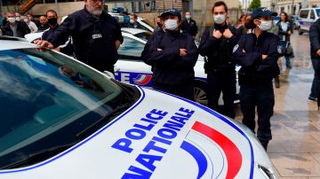 La policía francesa logró detener más tarde al agresor.