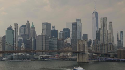 Los meteorólogos no esperaban que los nuevos incendios en Canadá afectaran a Nueva York a corto plazo.