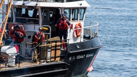 Búsqueda restos de sumergible de OceanGate por parte de la Guardia Costera