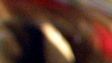 "The Iron Sheik" fotografiado en la Comic Book, Art, and Toy Show en 2001