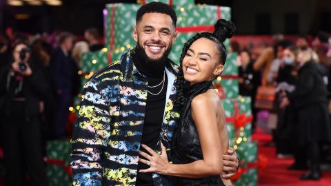 Andre Gray y Leigh-Anne Pinnock durante la premiere de la película Boxing Day.