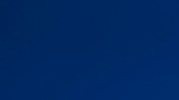 El gobernador Ron DeSantis busca expulsar a indocumentados de Florida.